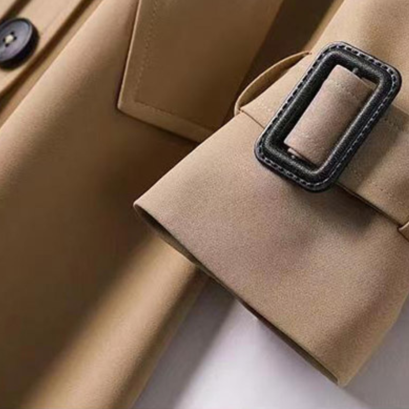 Regina | Elegant trench coat