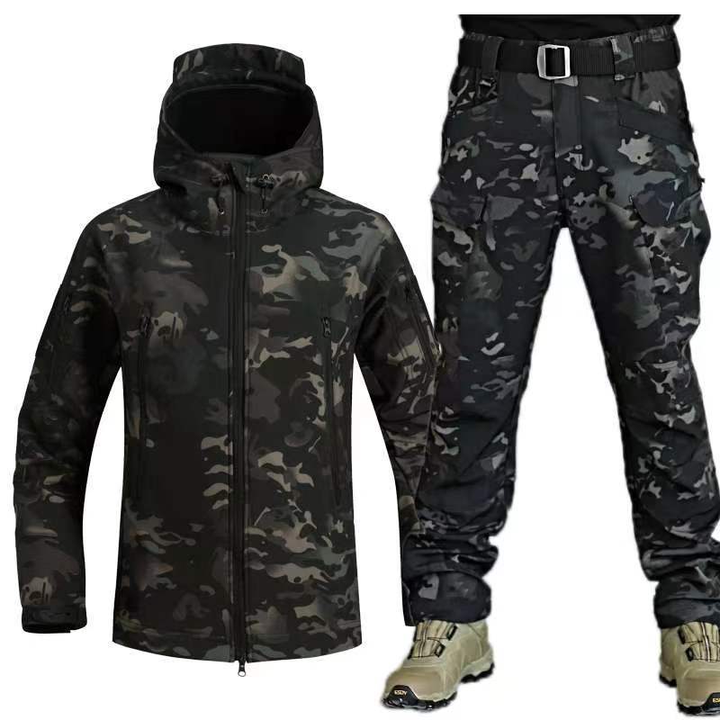 HAWKSTONE - OUTDOOR JACKET + FREE TROUSERS