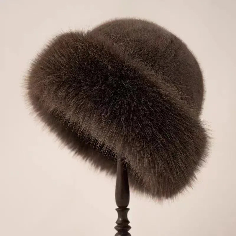 AMY - ELEGANT FUR HAT